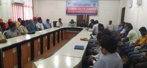 Krishna Valley Chamber N.D.R.F. The team completed a workshop on disaster management.