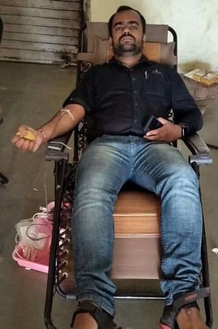 121 donors donated blood in Krishna Valley Chamber's blood donation camp.